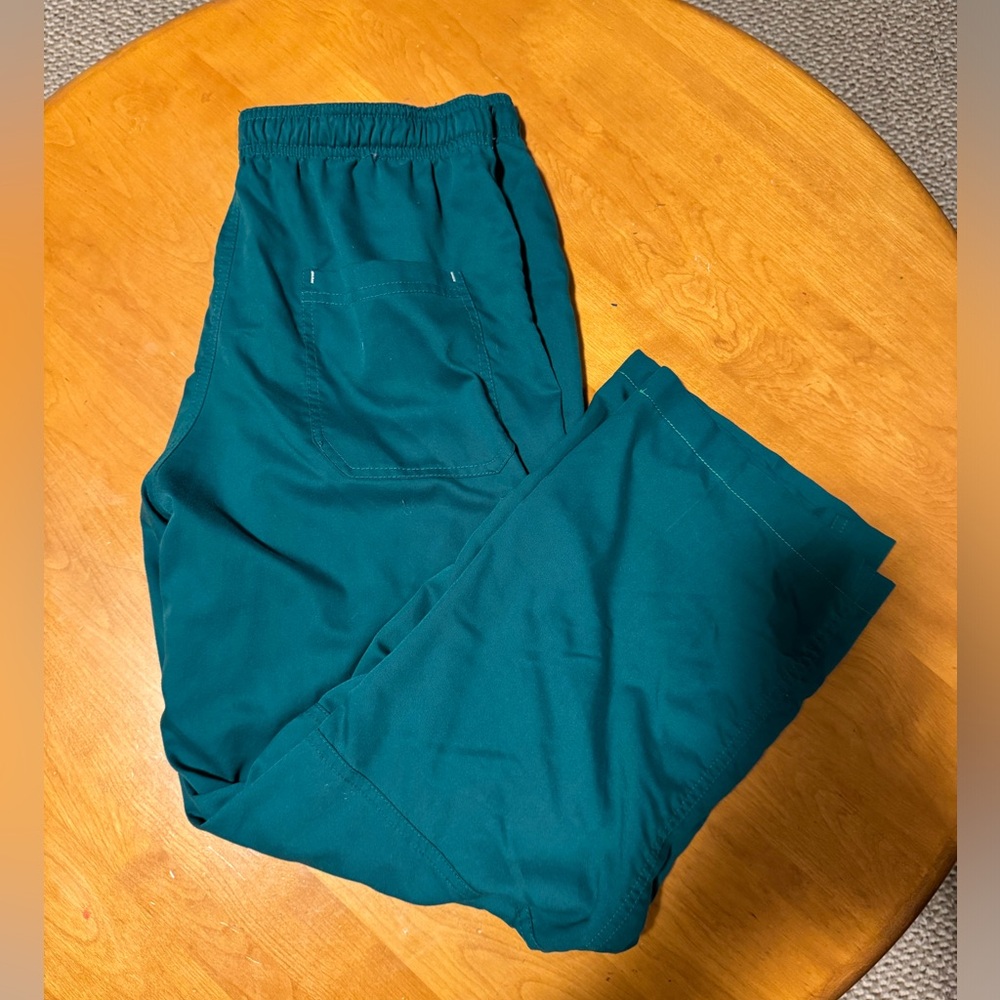 2/$40 GREY’S ANATOMY Men’s Scrub Pants